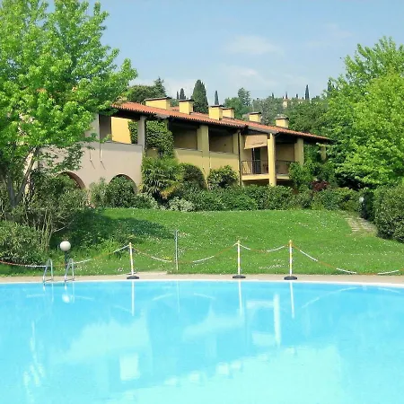 Holiday Home In Polpenazze Del Garda With Terrace * Polpenazze del Garda